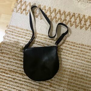 Madewell transport saddle bag (real leather)